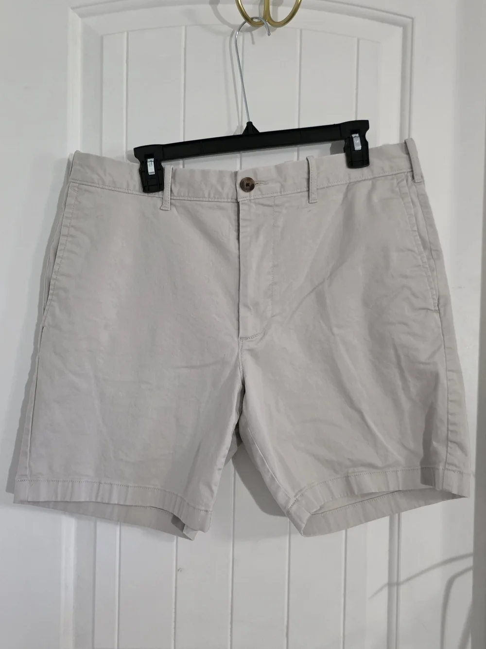 J.Crew Original Chino Men’s Shorts 35 Khaki 7” Inseam Stretch